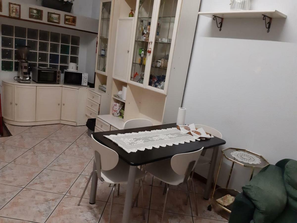 B&B Milano Bagian luar foto
